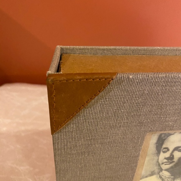 Umbra Juliet Photo Box - Picture 7 of 8